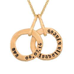 Stamped Personalized Circle Name Necklace for Mom in Gold Plating