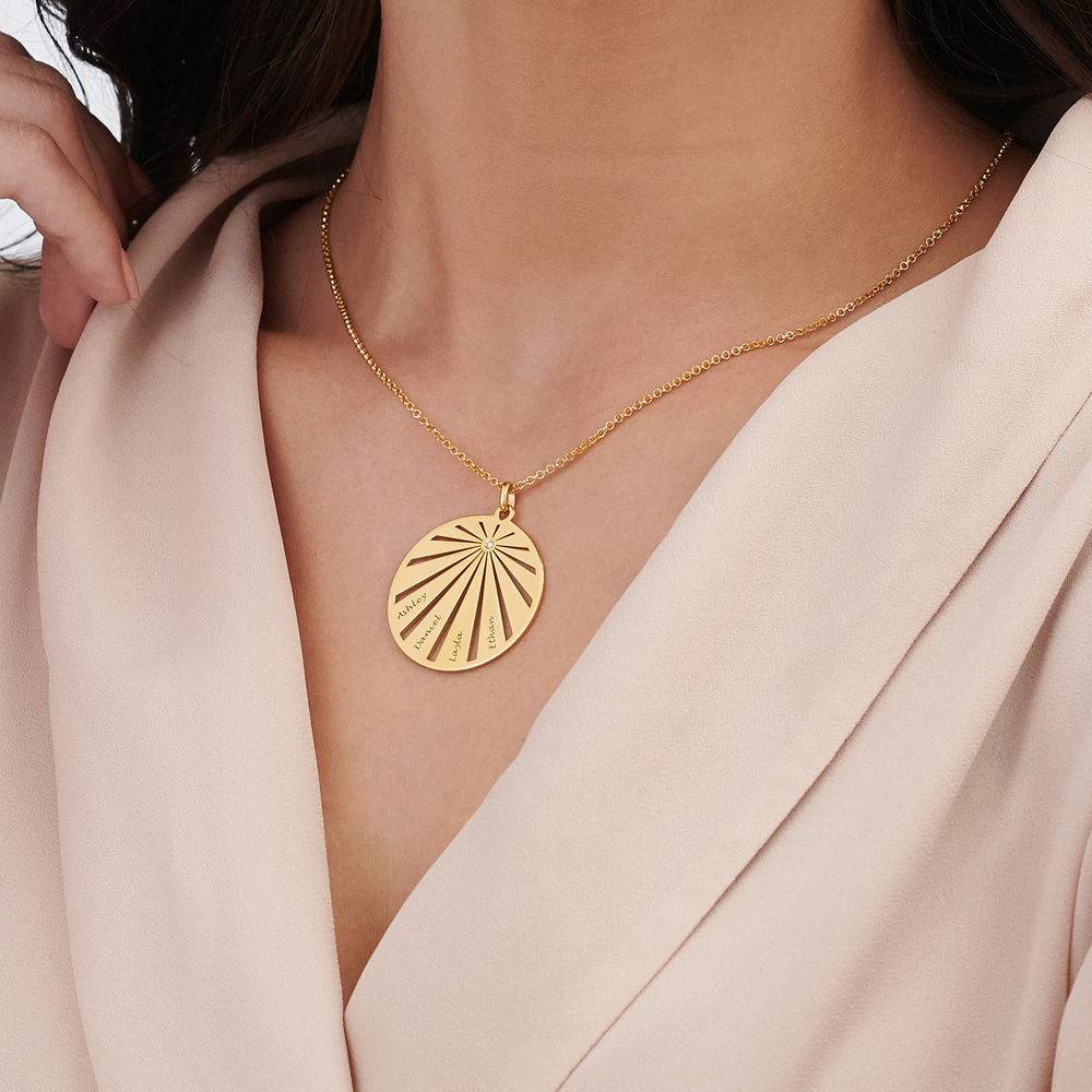 Engraved Circle Family Necklace with Diamond - Gold Plating-4 product photo