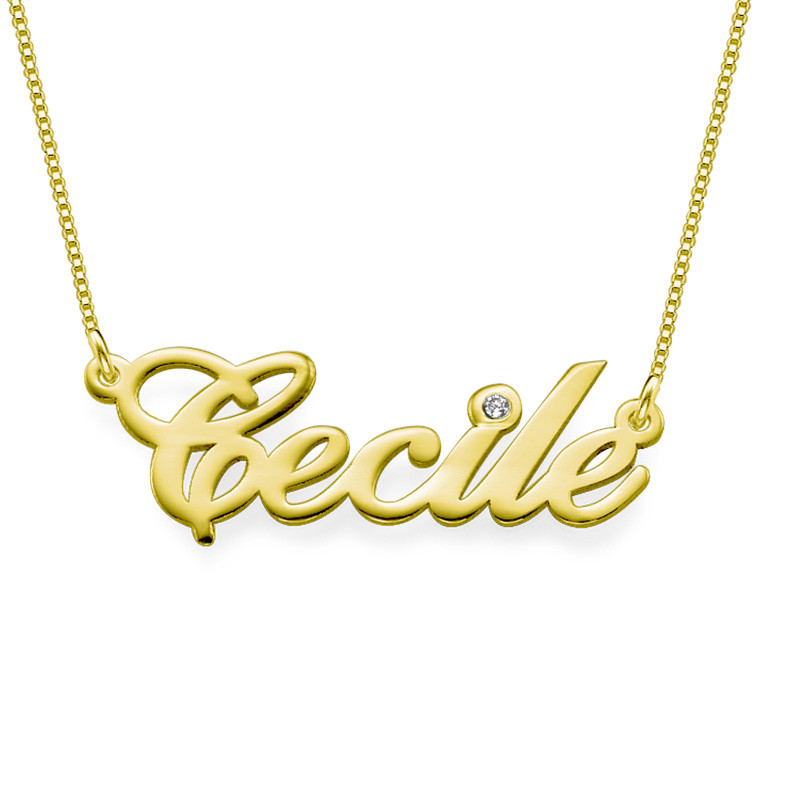 Name Necklace in 14K Gold with a Diamond