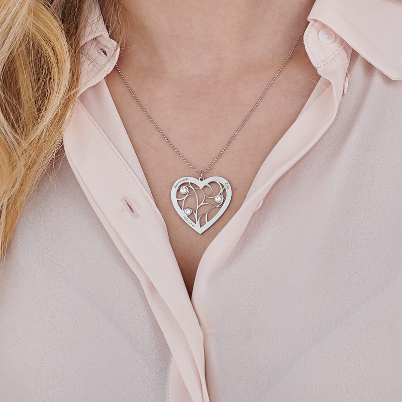 Engraved Heart Family Tree Necklace in White Gold 10k - 1
